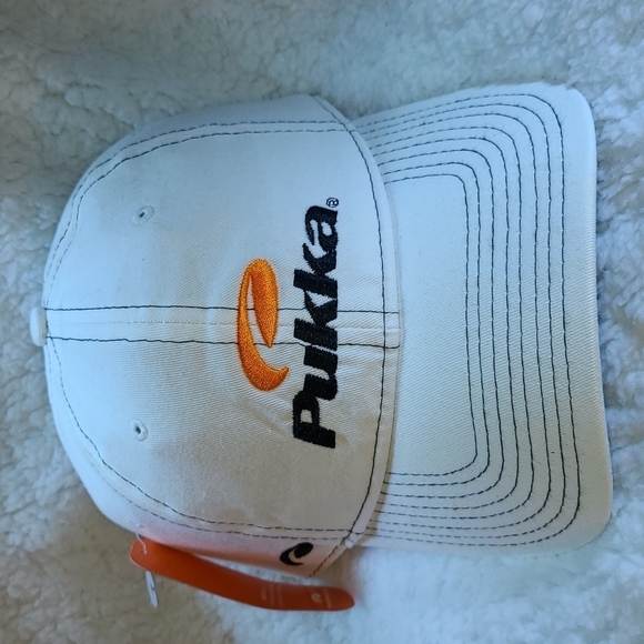 Pukka Headwear Other - Pukka White Cap NWT